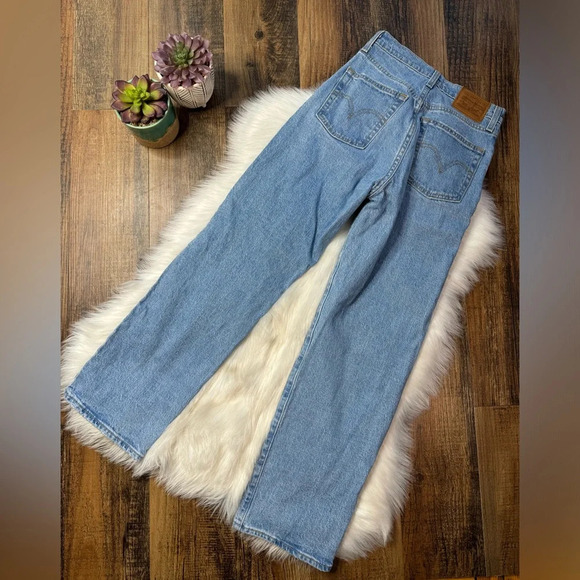 Levi’s RIBCAGE STRAIGHT ANKLE WOMEN'S JEANS - Picture 8 of 8